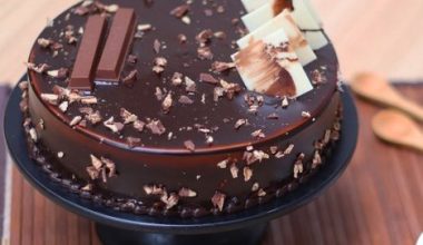 Kitkat Chocolate Cake