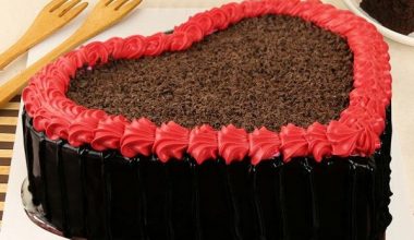 Lovely Heart Shape Cake