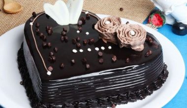 Heart Shape Chocolate Cake