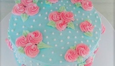 Vanilla Rosy Cake