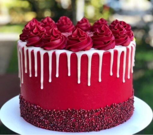 Tempting Vanilla Cake — Online Delivery in Guwahati | Petalscart