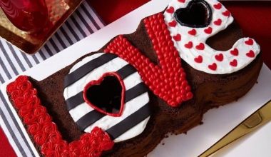 Valentine Love Cake