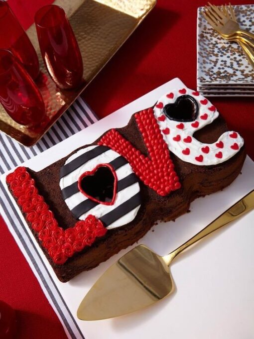Valentine Love Cake — Online Delivery in Guwahati | Petalscart