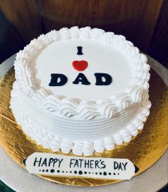Fathers Day Vanilla Cake