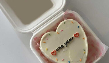 Butterscotch Heart Bento Cake