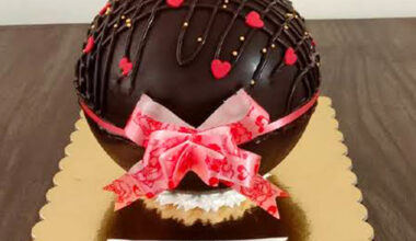 Tiny Hearts Pinata Cake