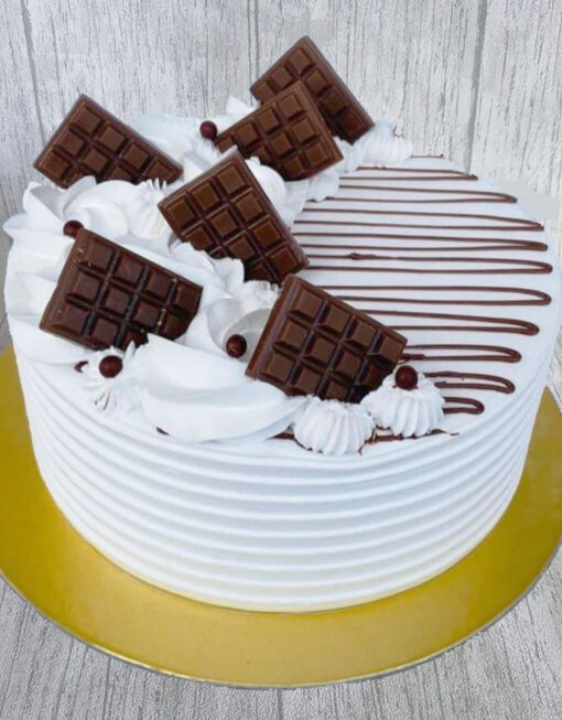 Elegant Chocolaty Cake — Online Delivery in Guwahati | Petalscart